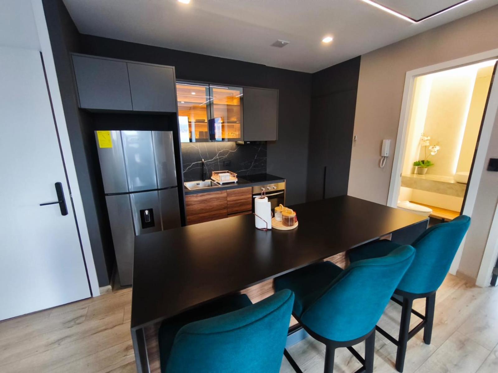 Republica Del Salvador Coliving Ecuador Xoe Apartment Кито Екстериор снимка